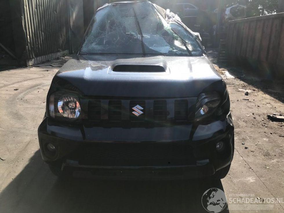 Suzuki Jimny benzine / 1300cc / 2013