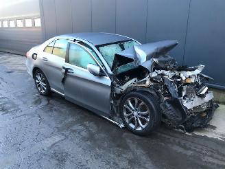 demontáž osobní automobily Mercedes C-klasse (W205) Sedan 2016 C-200 1.6 CDI BlueTEC, C-200 d 16V Sedan 4Dr Diesel 1.598cc 100kW (136pk) FWD 2014-05/2018-05 2016/1