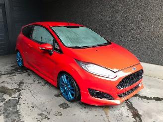 Coche siniestrado Ford Fiesta VII (JA8) Hatchback 2008 / 2017 1.0 EcoBoost 12V Sport Hatchback  Benzine 998cc 103kW (140pk) FWD 2015/5