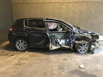 Uttjänta bilar auto Peugeot 308  2016/3