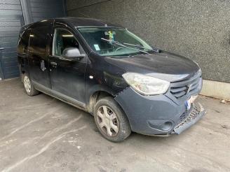 krockskadad bil auto Dacia Dokker  2014/5