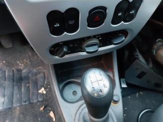 Dacia Sandero Sandero I (BS), Hatchback, 2008 / 2013 1.2 16V picture 12