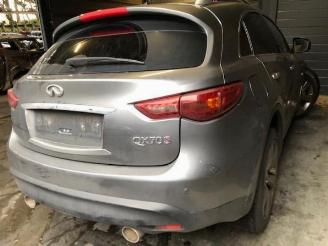 Infiniti QX70 QX70, SUV, 2013 3.0d V6 AWD picture 3