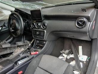 Mercedes A-klasse A (W176), Hatchback, 2012 / 2018 1.6 A-180 16V picture 15