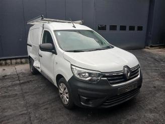 Salvage car Renault Express Express, Van, 2021 1.3 TCE 100 16V 2023/11