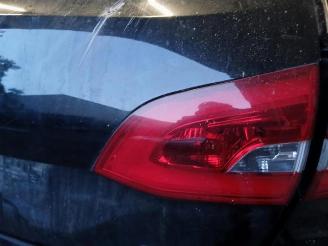 Peugeot 308 308 SW (L4/L9/LC/LJ/LR), Combi 5-drs, 2014 / 2021 1.2 12V e-THP PureTech 110 picture 10