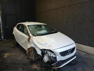 Salvage car Volvo V-40 V40 (MV), Hatchback 5-drs, 2012 / 2019 2.0 D2 16V 2018