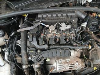 Peugeot 2008 2008 (UD/UK/UR/US/UX), MPV, 2019 1.2 VTi 12V PureTech 130 picture 13