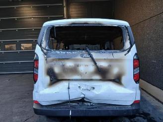 Ford Transit  picture 6