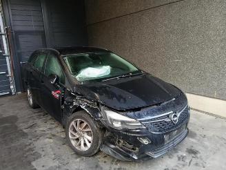 Coche siniestrado Opel Astra Astra K Sports Tourer, Combi, 2015 / 2022 1.5 CDTi 122 12V 2021/12