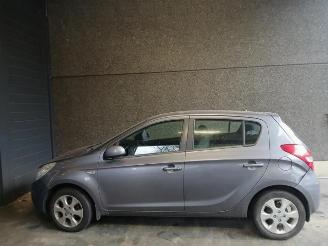 Hyundai I-20 i20, Hatchback, 2008 / 2015 1.2i 16V picture 3