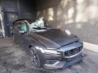  Volvo V-60 V60 II (ZW), Combi, 2018 2.0 T6 16V Twin Engine 2020/6
