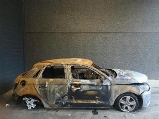 Audi A1 A1 Sportback (8XA/8XF), Hatchback 5-drs, 2011 / 2018 1.4 TDI Ultra 12V picture 6