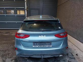 Kia Cee d Ceed (CDB5/CDBB), Hatchback 5-drs, 2018 1.0i T-GDi 12V picture 2