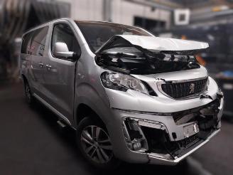 Vrakbiler auto Peugeot Traveller Traveller, MPV, 2016 2.0 Blue HDi 150 16V 2018/6