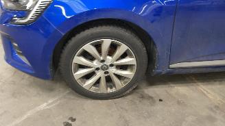 Renault Clio  picture 11