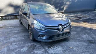 Vrakbiler auto Renault Clio Clio IV (5R), Hatchback 5-drs, 2012 / 2021 1.5 dCi 90 FAP 2017/12