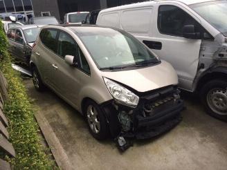 Démontage voiture Kia Venga 1.6cc diesel 2012/1