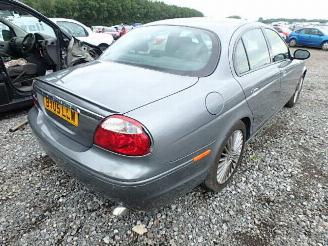 Jaguar S-type  picture 3