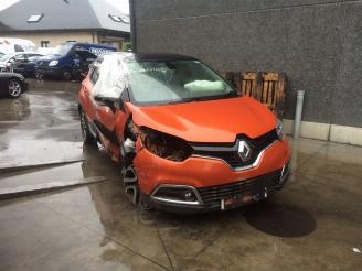 Uttjänta bilar auto Renault Captur 900cc benzine 2014/1