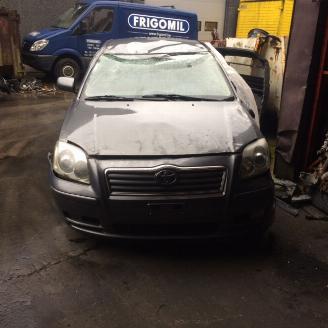 Uttjänta bilar auto Toyota Avensis  2004/9