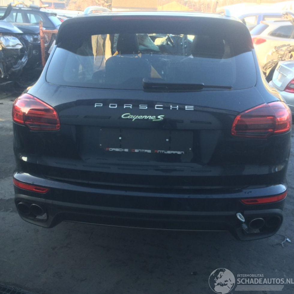 Porsche Cayenne HYBRIDE