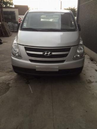 demontáž osobní automobily Hyundai  H1  2500CC/DIESEL 2010/1