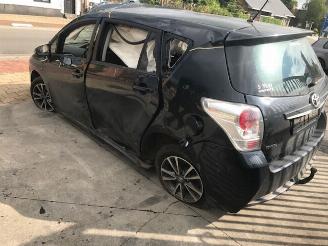 Uttjänta bilar auto Toyota Verso BENZINE / 1600CC / 6VIT 2014/1