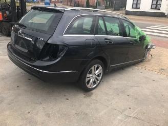 Vrakbiler auto Mercedes C-klasse C (W204)/ DIESEL / 6VIT 2010/1