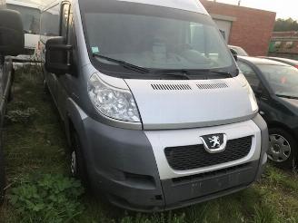 Vrakbiler auto Peugeot Boxer 2200cc - diesel + 6vit 2010/1