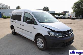 damaged commercial vehicles Volkswagen Caddy maxi COMBI 5 SEATS  N1 2017/4