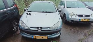Peugeot 206  picture 4