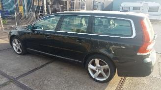 krockskadad bil auto Volvo V-70  2013/5