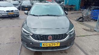 Coche accidentado Fiat Tipo  2016/8