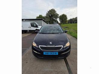 krockskadad bil auto Peugeot 308 308 SW (L4/L9/LC/LJ/LR), Combi 5-drs, 2014 / 2021 1.6 BlueHDi 120 2015/12