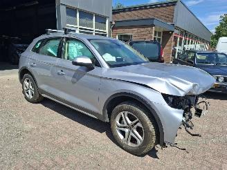 Auto incidentate Audi Q5 q5 50e 300pk 2024 hybride pluginn leer chassis OK  oliecarter stuk motor 100procent 2024/1