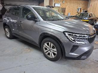 Avarii autoturisme Renault Austral AUSTRAL 2024 12TCE HYBRIDE TERUG VAN DIEFSTAL 2024/6