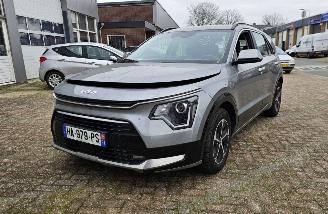 uszkodzony samochody osobowe Kia Niro NIRO 1600 hybride Dynamic plus 33000km airbag ok rijdend 2024/8