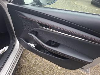Mazda 3 New mazda 3 2.5 hybride  rijdbaar  1 spatbord spuiten vv picture 14