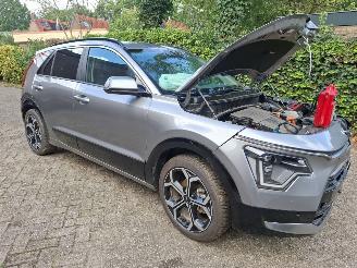 krockskadad bil auto Kia Niro niro 16 hybride leer 11200km 2025 2025/2
