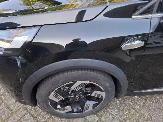 Renault Symbioz 18 E Tech 160 techno  black pack 2500km bumper stuk picture 3