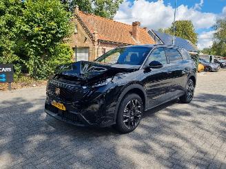 skadebil auto Peugeot 5008 1.2 Hybr Aut. Allure 7 Stoelen 2025/1