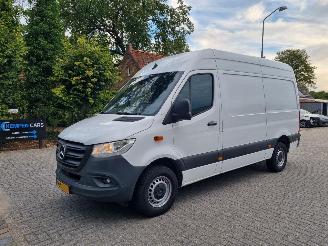skadebil auto Mercedes Sprinter 317 CDI Navi Mbux Stoelverw 2023/7