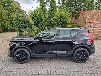 Schadeauto Volvo XC40 B3 Aut Pano Led Navi 2025/1