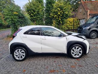 Toyota Aygo X 1.0 VVT-I  Airco picture 2