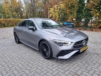 Schadeauto Mercedes Cla-klasse 180 AMG Line Pano Head Up VOL 2024/11