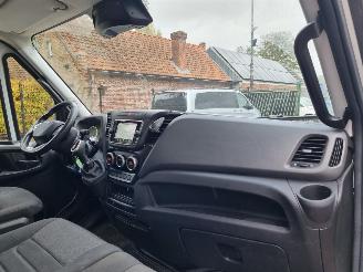 Iveco Daily 35-140 Hi-Matic Airco Navi picture 12