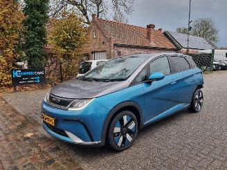 Vaurioauto  passenger cars BYD Dolphin 60.4 kWh Pano Led Navi Camera 2024/9