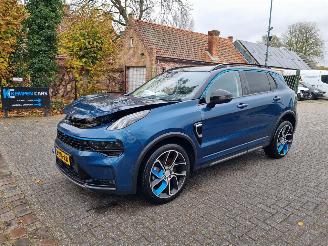 Voiture accidenté Lynk & Co 01 1.5 Plugin Hybr Pano Navi 2022/10