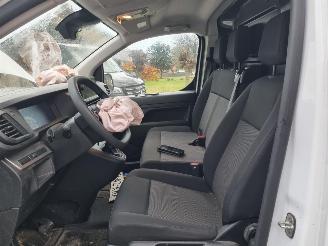 Opel Vivaro 1.5D 120 Airco Navi Facelift picture 15